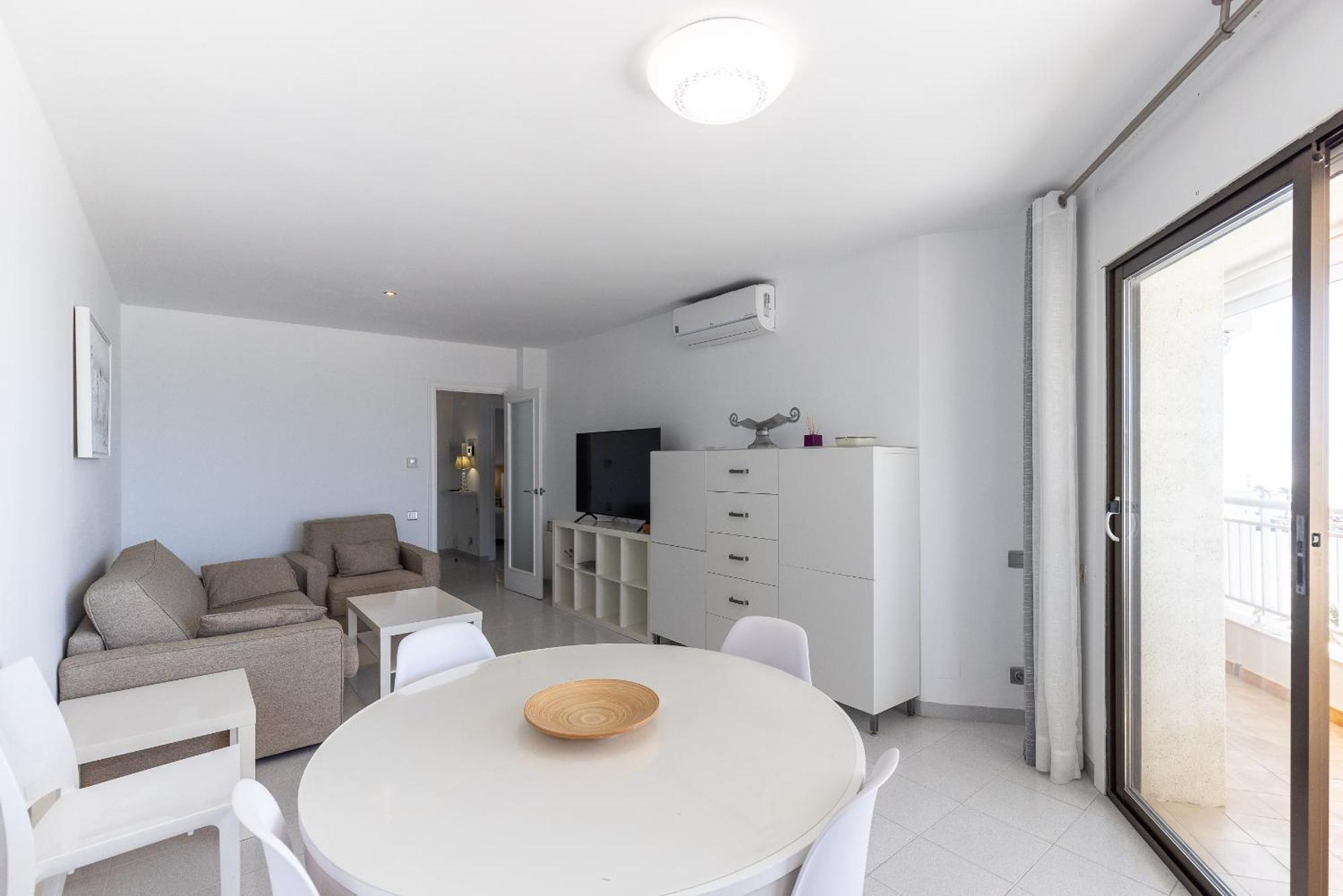 Uhc Santillana Family Complex Салоу Екстериор снимка